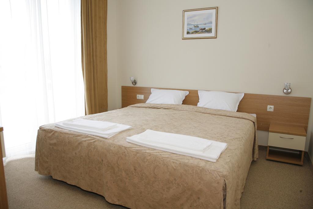 Melsa Coop Hotel Nesebar Exteriör bild
